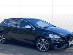 Black Used 2018 Volvo V40 R-Design Estate | £8,920 (Fair price)