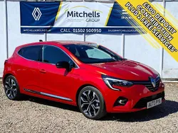 Flame red Used 2023 Renault Clio V Techno Hatchback | £16,695 (Fair price)