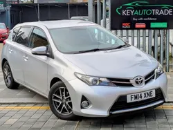 Silver Used 2014 Toyota Auris Plus Hatchback | £8,500 (Fair price)