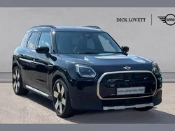 Black Used 2024 Mini Countryman Exclusive SUV | £32,495 (Fair price)