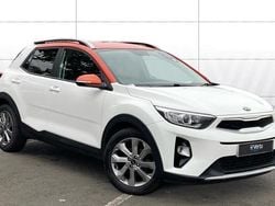 White Used 2019 Kia Stonic SUV | £9,313 (Good price)