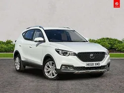 White Used 2018 MG ZS Excite Sedan | £10,995 (Fair price)