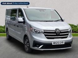 Grey Used 2025 Renault Trafic Van | £27,999 (Expensive)