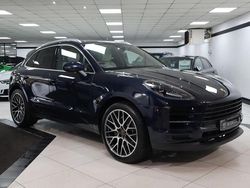 Blue Used 2019 Porsche Macan SUV | £41,949 (Expensive)