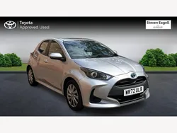 Silver Used 2022 Toyota Yaris Hybrid Hatchback | £15,819 (Good price)