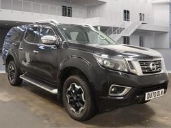 Black Used 2020 Nissan Navara Tekna Pickup | £13,564 (Good price)