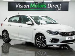 White Used 2017 Fiat Tipo Lounge Hatchback | £5,240 (Fair price)