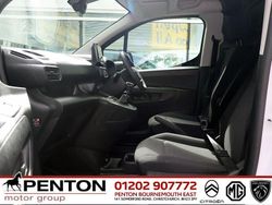 White Used 2024 Vauxhall Combo S MPV | £13,490 (Fair price)