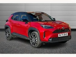 Scarlet flare with black roof Used 2025 Toyota Yaris Cross Sport SUV | £28,999 (Expensive)