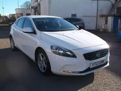 White Used 2013 Volvo V40 SE Estate | £4,195 (Fair price)