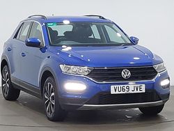 Blue Used 2019 VW T-Roc SE SUV | £17,498 (Fair price)