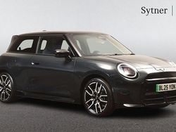 Grey New 2025 Mini Cooper SE Hatch Hatchback | £31,000 (A bit pricey)