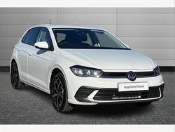 Pure white Used 2025 VW Polo Match Hatchback | £19,595 (Fair price)