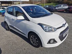 White Used 2015 Hyundai i10 Premium Hatchback | £8,289 (Fair price)