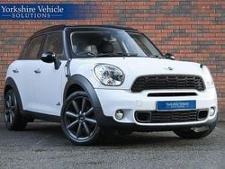 White Used 2013 Mini Cooper S Hatchback | £6,489 (Good price)