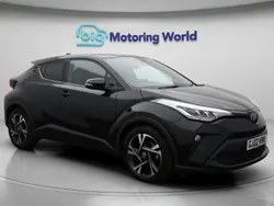 Black Used 2022 Toyota C-HR Design SUV | £19,400 (Fair price)