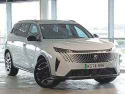 White Used 2024 Peugeot 5008 Allure MPV | £34,498