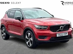 Fusion red Used 2022 Volvo XC40 R-Design SUV | £23,990 (Fair price)
