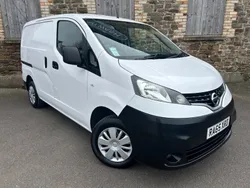 White Used 2016 Nissan NV200 Acenta Van | £5,995 (Fair price)