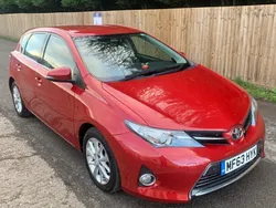 Red Used 2013 Toyota Auris Hatchback | £4,495 (Super price)