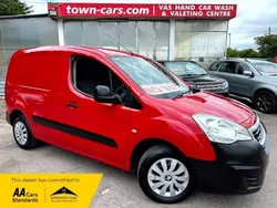 Red Used 2017 Peugeot Partner S MPV | £6,499 (Expensive)