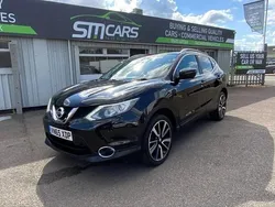 Black Used 2015 Nissan Qashqai Tekna SUV | £9,850 (Fair price)