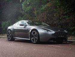 Silver Used 2017 Aston Martin Vantage Coupe | £61,950 (Super price)