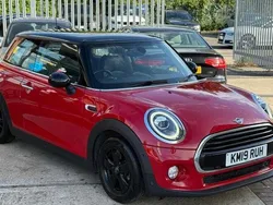 Used 2021 Mini Cooper Classic Hatchback | £10,795 (Good price)