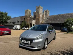 Silver Used 2015 Peugeot 208 Style Hatchback | £3,995 (Fair price)