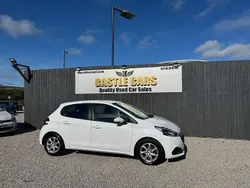 White Used 2016 Peugeot 208 Active Hatchback | £6,595 (Expensive)