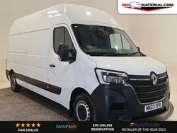 White Used 2023 Renault Master Business Van | £16,990 (Good price)
