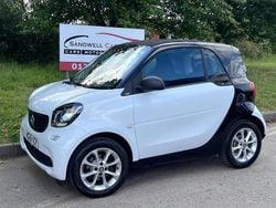White Used 2016 Smart ForTwo Coupé Passion Coupe | £4,275 (Good price)
