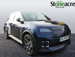 Other New 2025 Renault R5 Komfort Hatchback | £26,995 (Fair price)