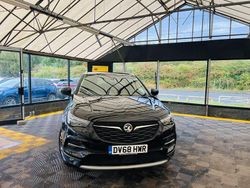 Black Used 2018 Vauxhall Grandland X Sport SUV | £8,395 (Fair price)