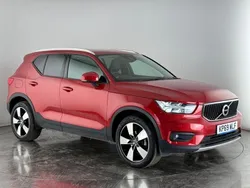 Red Used 2019 Volvo XC40 Momentum SUV | £22,750 (Fair price)