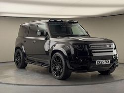Santorini black Used 2025 Land Rover Defender SE Dynamic SUV | £81,000