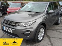 Grey Used 2015 Land Rover Discovery Sport SE SUV | £8,749 (Fair price)