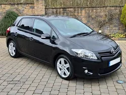 Black Used 2010 Toyota Auris SR Hatchback | £4,445 (A bit pricey)