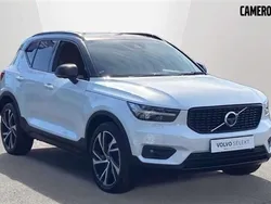 White Used 2019 Volvo XC40 R-Design SUV | £22,845 (Fair price)