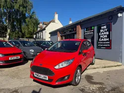 Red Used 2014 Ford Fiesta Zetec Hatchback | £6,895 (Good price)