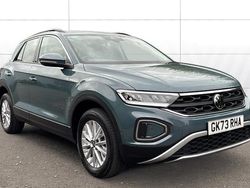 Used 2025 VW T-Roc Life SUV | £22,398 (Fair price)