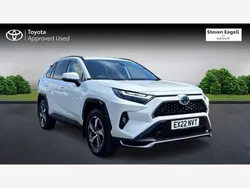 White Used 2022 Toyota RAV4 Hybrid Design SUV | £28,017 (Fair price)