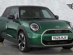 Green Used 2025 Mini Cooper Hatch Hatchback | £30,000