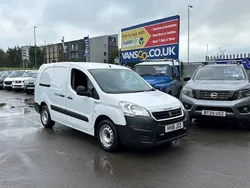 White Used 2018 Peugeot Partner S MPV | £4,795 (Good price)