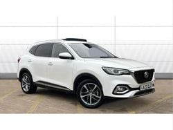 White Used 2022 MG HS Exclusive SUV | £15,702 (Fair price)