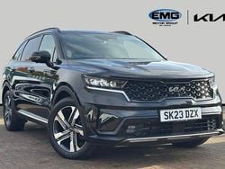 Black Used 2023 Kia Sorento 2 SUV | £35,995 (Fair price)