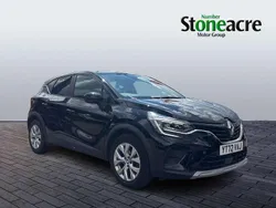 Black Used 2022 Renault Captur Iconic SUV | £13,195 (Fair price)