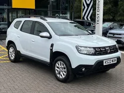 Glacier white Used 2022 Dacia Duster Comfort SUV | £11,795 (Fair price)