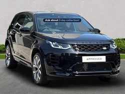 Black Used 2025 Land Rover Discovery Sport HSE Dynamic SUV | £49,999