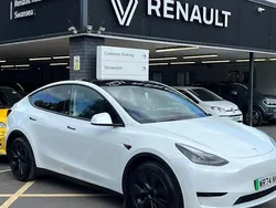 Used 2024 Tesla Model Y Long Range SUV | £39,191
